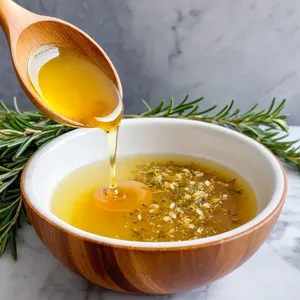 Рецепт Баранина с медово-чесночной корочкой и картофельным гратеном - Приготовление медово-чесночной глазури