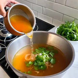 Рецепт Бульон для фо с анисом и кардамоном - Завершение бульона