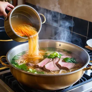 Рецепт Бульон для фо с лаймом и лемонграссом - Варка бульона