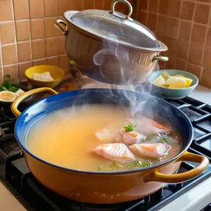 Рецепт Бульон из хариуса с можжевельником и облепихой - Варка бульона