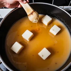 Рецепт Бульон с говяжьими костями и дайконом - Добавление дайкона и специй