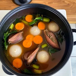 Рецепт Бульон с уткой и звездчатым анисом - Приготовление бульона