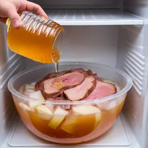 Рецепт Буженина с яблочным сидром и корицей - Маринование мяса