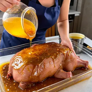 Рецепт Буженина с мёдом и копчёным сыром в ореховой корочке - Маринование