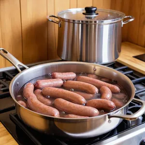 Рецепт Домашняя колбаса с черносливом и кориандром - Варка колбасы