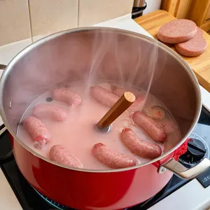 Рецепт Домашняя колбаса с гранатом и зирой - Варка колбасы