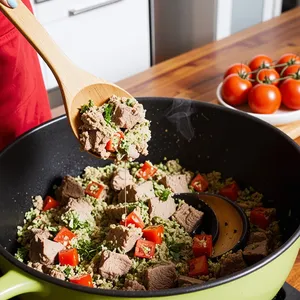 Рецепт Фаршированные баклажаны с бараниной и йогуртовым соусом - Соединение начинки