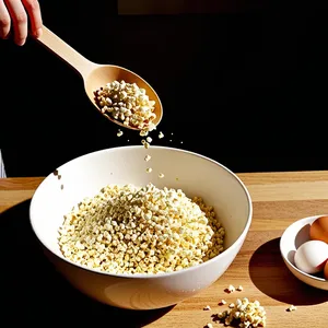 Рецепт Фиш-энд-чипс с корочкой из попкорна и сырным соусом - Приготовление попкорновой панировки