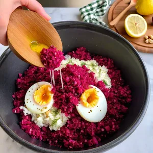 Рецепт Форшмак с копченой свеклой и кешью - Смешивание компонентов