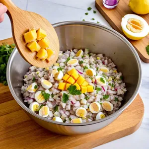 Рецепт Форшмак с манго и кинзой - Смешивание ингредиентов