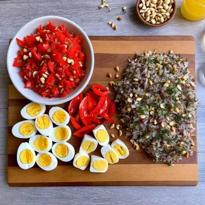 Рецепт Форшмак с печеным перцем и кедровыми орешками - Подготовка ингредиентов