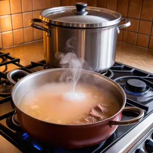 Рецепт Говядина, томлёная с персиками и розмарином - Тушение с бульоном