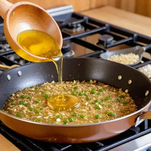 Рецепт Грибной бульон с лесными грибами и чесночным маслом - Приготовление чесночного масла