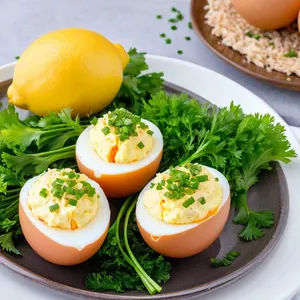 Рецепт Яичные бриллианты с икрой мойвы и шнитт-луком - Подача