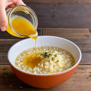 Рецепт Картофельное пюре с печеными баклажанами и чесночным соусом - Приготовление чесночного соуса
