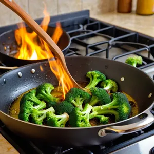 Рецепт Картофельное пюре с жареными брокколи и пармезаном - Приготовление брокколи
