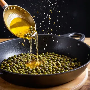 Рецепт Картофельное пюре с жареными каперсами и лимонной цедрой - Приготовление жареных каперсов