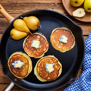 Рецепт Картофельные драники с грушей и голубым сыром - Формирование драников