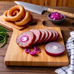 Рецепт Кебаб из свинины с апельсиновым маринадом и розмарином - Нарезка мяса и лука