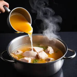 Рецепт Харчо с индейкой и айвовым соусом - Приготовление основы супа