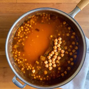 Рецепт Харира с бараниной и сливой - Тушение с нутом и сливами