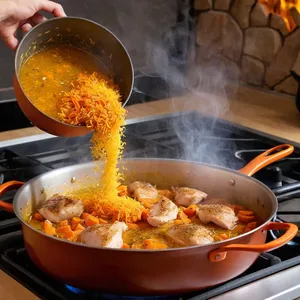 Рецепт Харира с курицей и чечевицей - Обжарка овощей и курицы