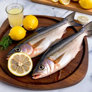 Рецепт Копчёная сельдь с картофельными драниками - Подготовка копчёной сельди