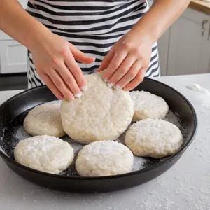 Рецепт Котлеты из палтуса с розмарином и гранатовым соусом - Формирование котлет