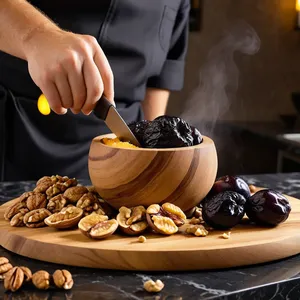 Рецепт Коул-слоу с черносливом и грецкими орехами - Подготовка чернослива и орехов