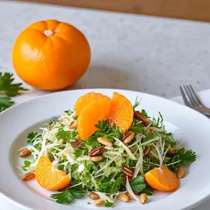 Рецепт Коул-слоу с мандарином и кедровыми орешками - Подача