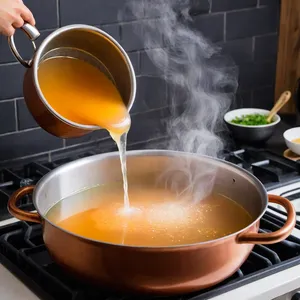 Рецепт Кулеш с копченой курицей и рисом - Заливание бульоном