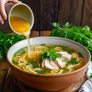 Рецепт Куриный суп с лапшой и зеленью - Добавление свежей зелени