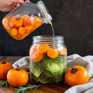 Рецепт Квашеная капуста с хурмой и розмарином - Заливка рассолом