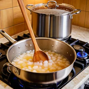 Рецепт Маринованные кабачки с морковью и перцем чили - Приготовление маринада