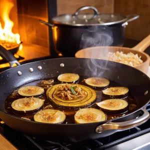 Рецепт Мясная запеканка с баклажанами и адыгейским сыром - Обжаривание овощей