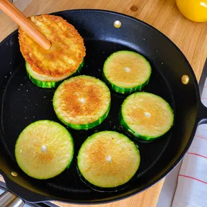 Рецепт Мясная запеканка с кабачками и сыром - Подготовка кабачков