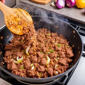 Рецепт Мясная запеканка с цукини и фетой - Приготовление мясной основы