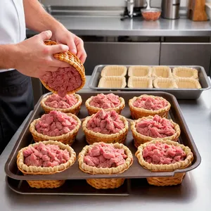 Рецепт Мясные корзинки с грибами и сыром - Формирование корзинок