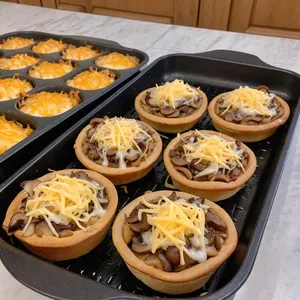 Рецепт Мясные корзинки с грибами и сыром - Наполнение корзинок