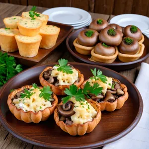 Рецепт Мясные корзинки с грибами и сыром - Подача