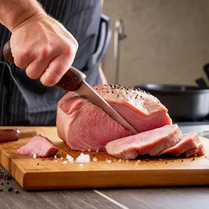Рецепт Мясные веерки с брусничным соусом и розмарином - Подготовка мяса