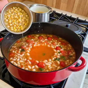 Рецепт Минестроне с козьим сыром и мятой - Варка супа