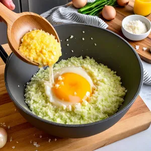 Рецепт Овощные котлеты с цветной капустой и зеленым горошком - Приготовление котлетной массы