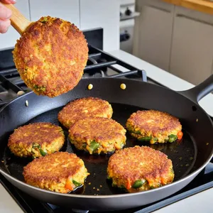 Рецепт Овощные котлеты с тыквой и пшеном - Обжарка котлет