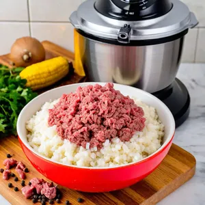 Рецепт Пельмени с говядиной и хреном в томатном соусе - Приготовление начинки