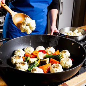Рецепт Ризотто с цветной капустой и трюфельным маслом - Обжаривание овощей