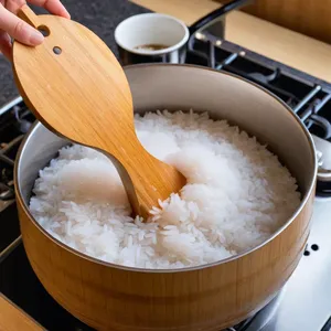 Рецепт Роллы с осьминогом и соусом чили - Подготовка риса для суши