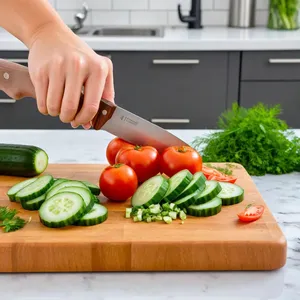 Рецепт Салат "Грибная симфония" с курицей и шампиньонами - Нарезка овощей