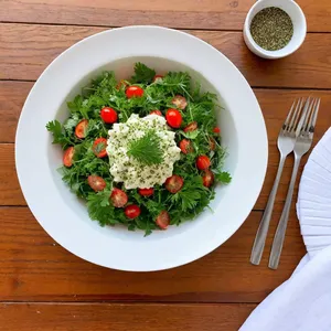 Рецепт Салат "Грибная симфония" с курицей и шампиньонами - Подача