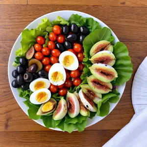 Рецепт Салат Нисуаз с инжиром и козьим сыром - Сборка салата